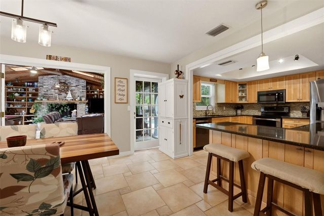 1524 84TH STREET NW, Bradenton, FL 34209