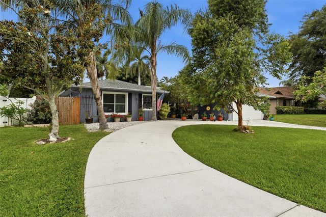 1524 84TH STREET NW, Bradenton, FL 34209