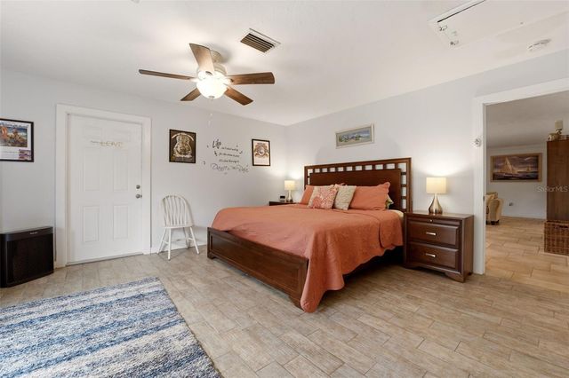 1524 84TH STREET NW, Bradenton, FL 34209