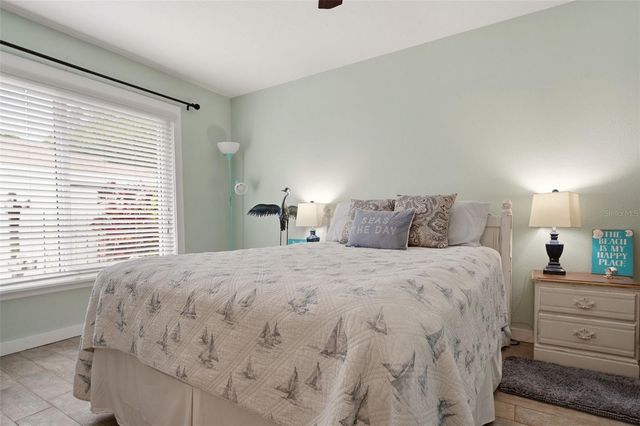 1524 84TH STREET NW, Bradenton, FL 34209