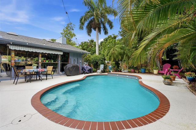 1524 84TH STREET NW, Bradenton, FL 34209