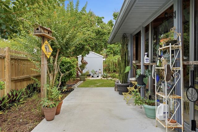 1524 84TH STREET NW, Bradenton, FL 34209