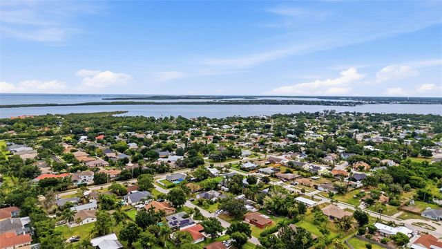 1524 84TH STREET NW, Bradenton, FL 34209