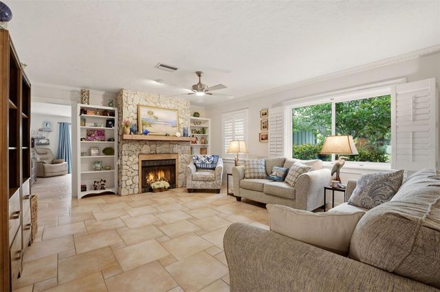 1524 84TH STREET NW, Bradenton, FL 34209