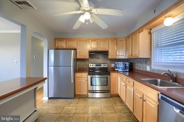 115 S HILLS DR, Hershey, PA 17033