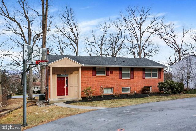 115 S HILLS DR, Hershey, PA 17033