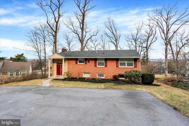 115 S HILLS DR, Hershey, PA 17033