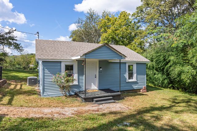 8310 Lawrenceburg Hwy, Mount Pleasant, TN 38474