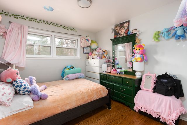 1348 Dairy Lane, Mundelein, IL 60060