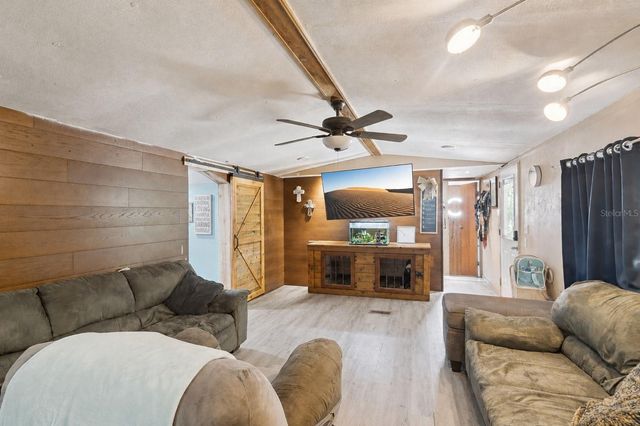 10927 LUANA DRIVE, Leesburg, FL 34788