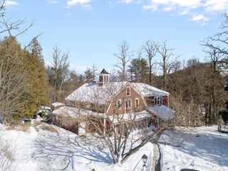 72 Landmark Hill Drive, Brattleboro, VT 05301