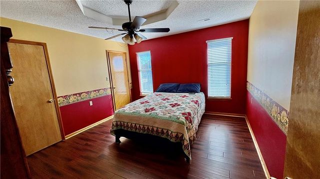 515 S Saturn Drive, Raymore, MO 64083