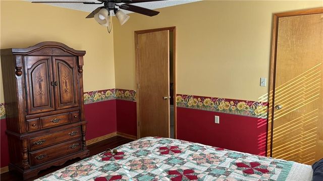 515 S Saturn Drive, Raymore, MO 64083