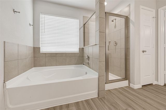 6518 Wenlock Drive, Houston, TX 77048