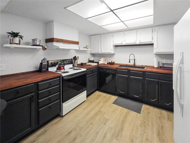 623 MIDWAY DRIVE B, Ocala, FL 34472