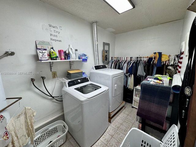 15940 NW 37th Place, Miami Gardens, FL 33054