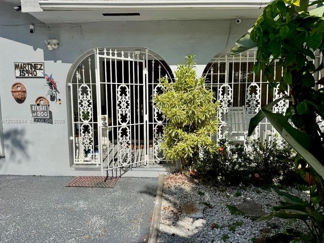 15940 NW 37th Place, Miami Gardens, FL 33054