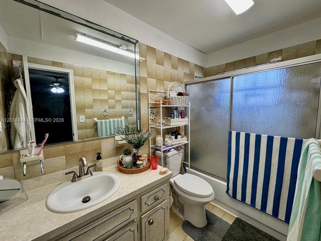15940 NW 37th Place, Miami Gardens, FL 33054