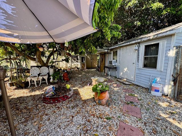 15940 NW 37th Place, Miami Gardens, FL 33054