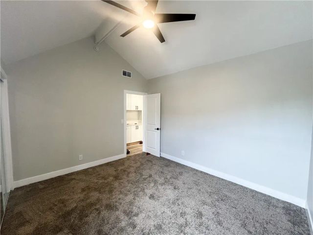 6060 Oak Street E, Huntington Park, CA 90255