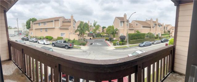 6060 Oak Street E, Huntington Park, CA 90255