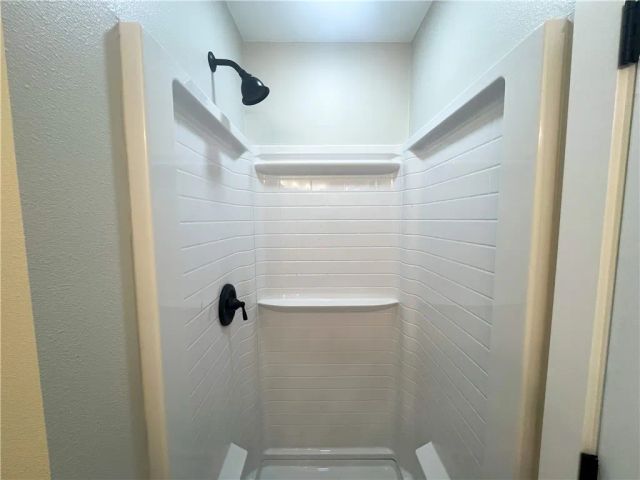 6060 Oak Street E, Huntington Park, CA 90255