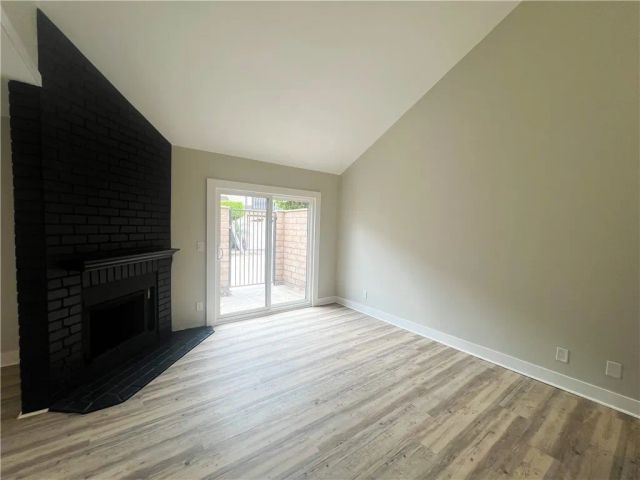 6060 Oak Street E, Huntington Park, CA 90255