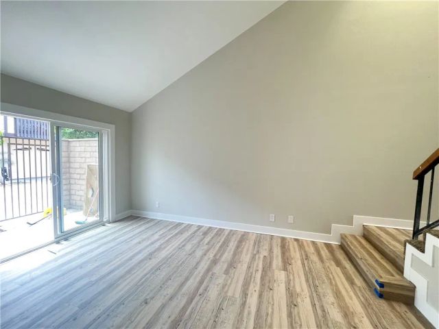 6060 Oak Street E, Huntington Park, CA 90255