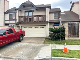 6060 Oak Street E, Huntington Park, CA 90255