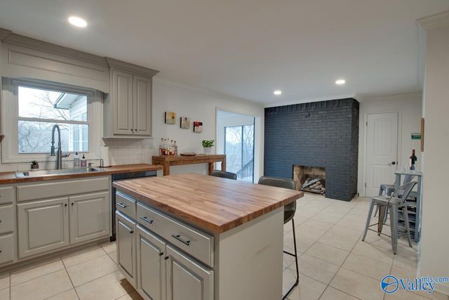 1810 Shades Crest Road, Huntsville, AL 35801