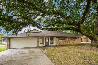 37101 Sue St, Geismar, LA 70734