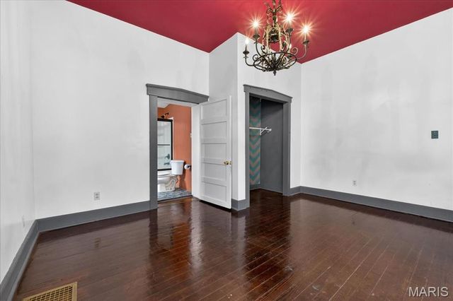 625 Adams Street, St Charles, MO 63301