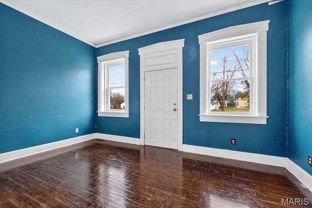 625 Adams Street, St Charles, MO 63301