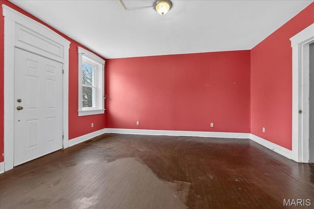 625 Adams Street, St Charles, MO 63301