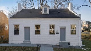 625 Adams Street, St Charles, MO 63301