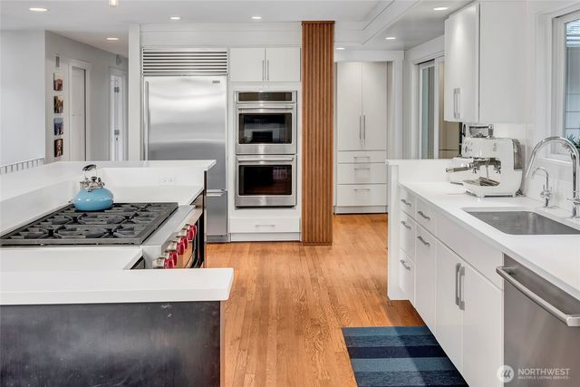 4140 Boulevard Place, Mercer Island, WA 98040