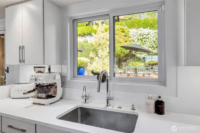 4140 Boulevard Place, Mercer Island, WA 98040