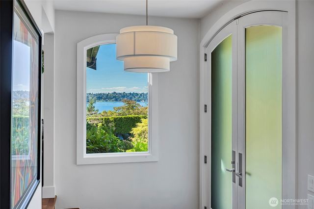 4140 Boulevard Place, Mercer Island, WA 98040