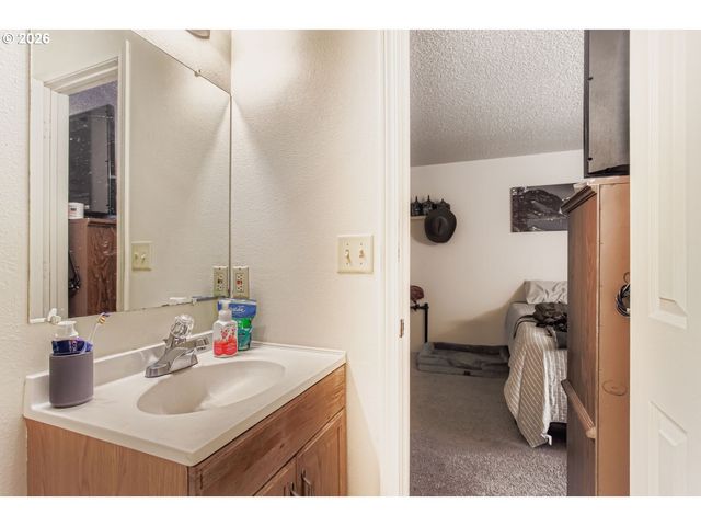 19787 Sw 67TH Ave, Tualatin, OR 97062