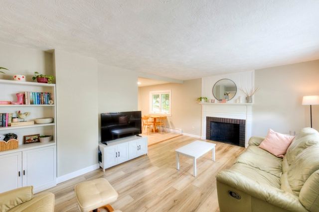 154 Boylston Street, Shrewsbury, MA 01545
