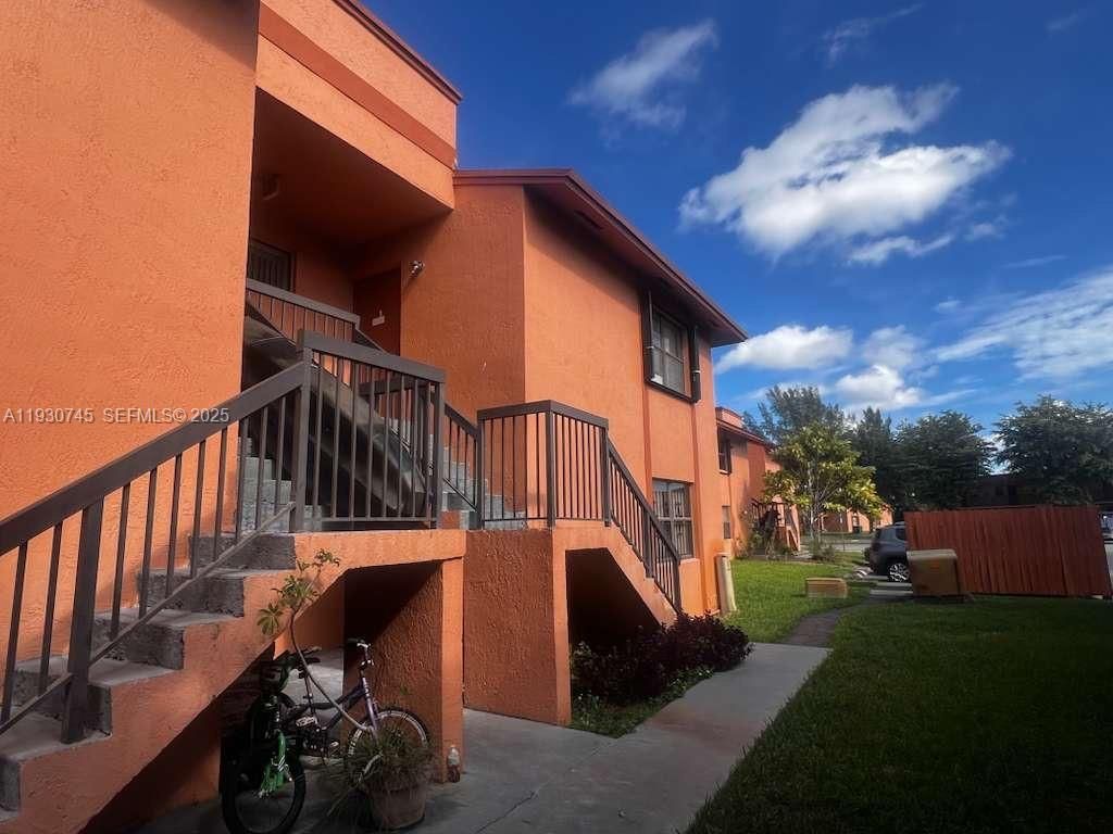 6395 W 27th Ct 102, Hialeah, FL 33016