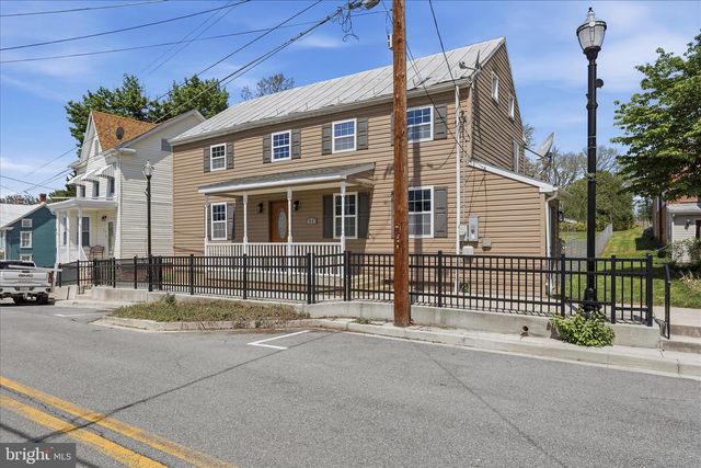 51 MAIN ST, Keedysville, MD 21756