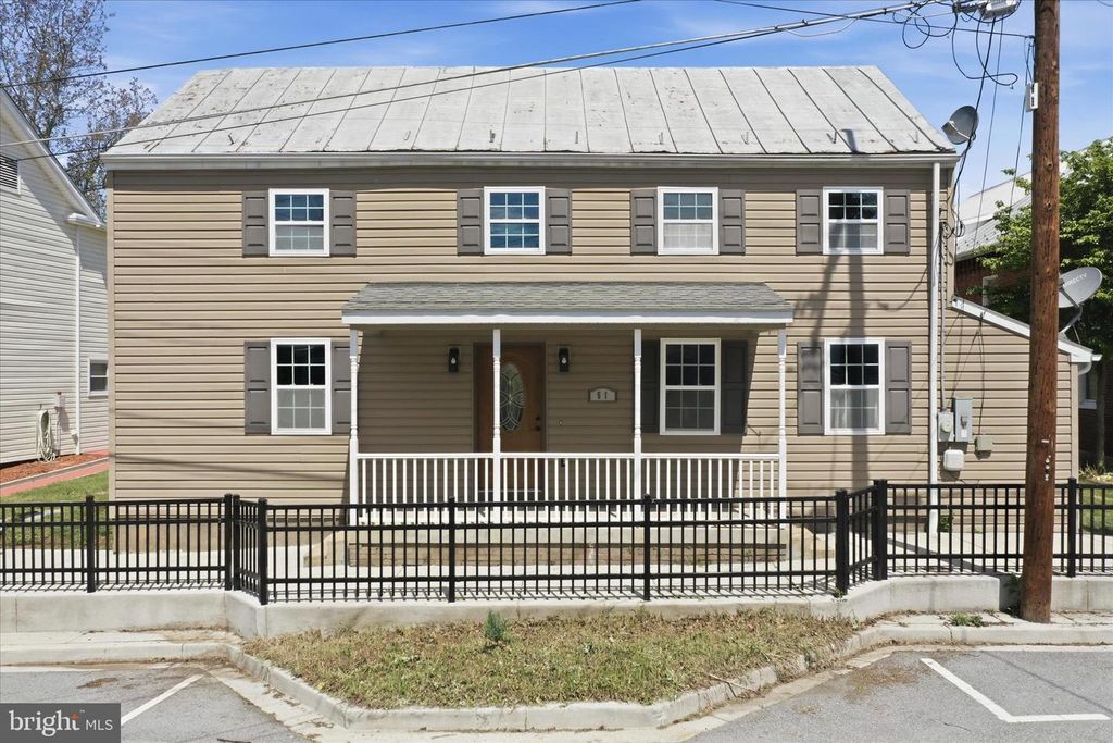 51 MAIN ST, Keedysville, MD 21756