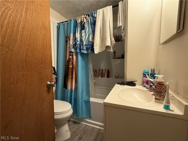 3834 Bosworth Road, Cleveland, OH 44111
