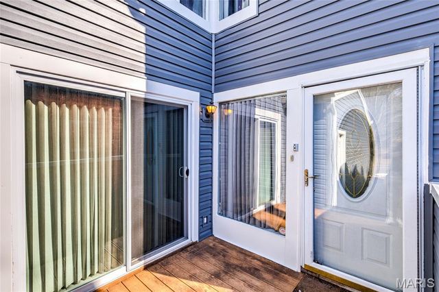 1015 Fairways Drive, Lake St Louis, MO 63367