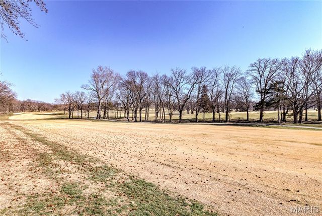 1015 Fairways Drive, Lake St Louis, MO 63367