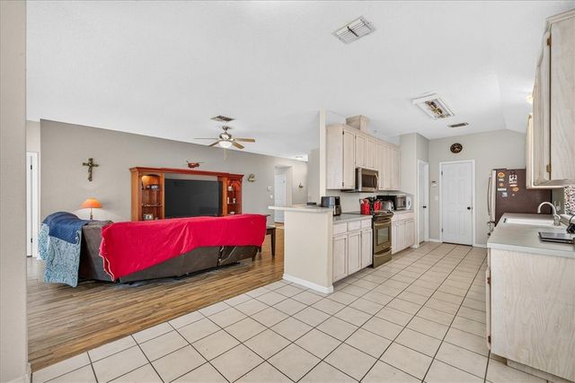 13914 Laffite Dr, Corpus Christi, TX 78418