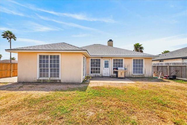 13914 Laffite Dr, Corpus Christi, TX 78418