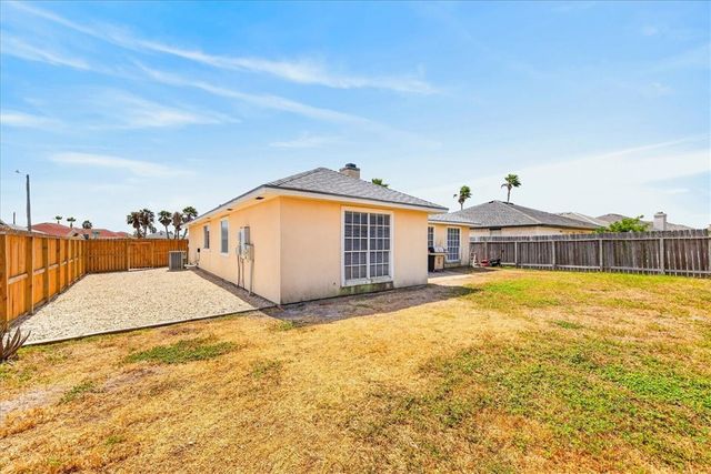 13914 Laffite Dr, Corpus Christi, TX 78418