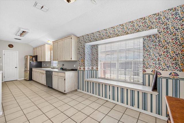 13914 Laffite Dr, Corpus Christi, TX 78418